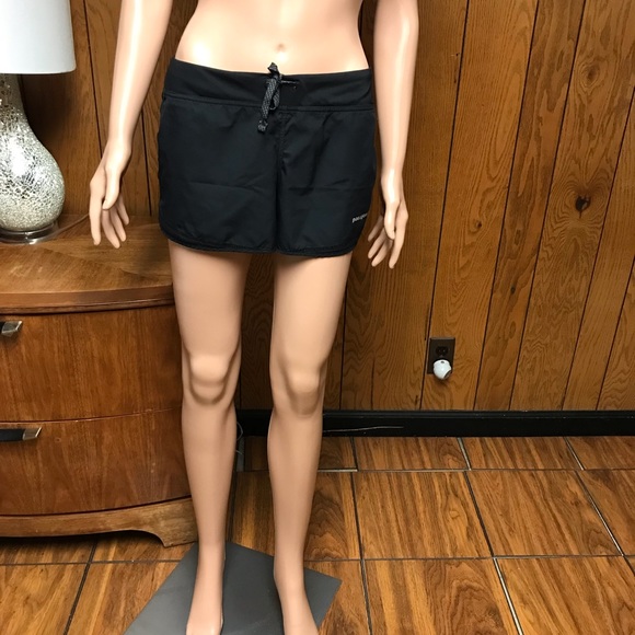 Patagonia Short Running Black-Size none measurements In the Photos - Picture 5 of 16